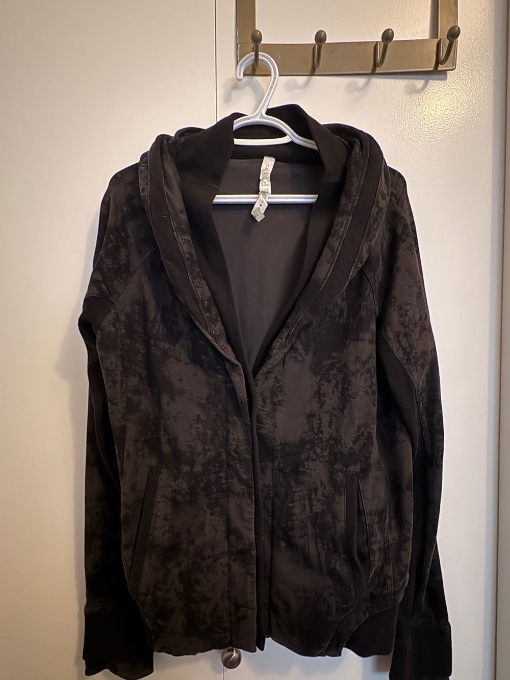 lululemon athletica Black Lightweight sweater vintage